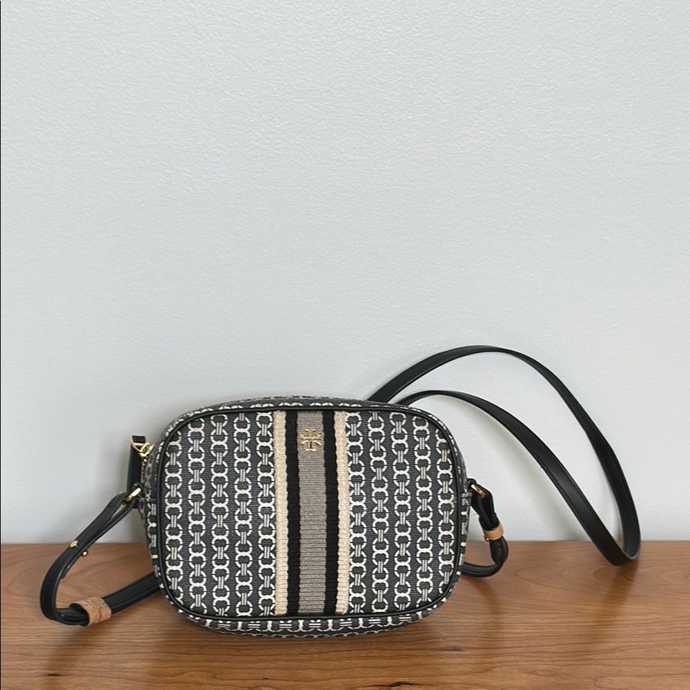 Tory Burch Gemini Crossbody